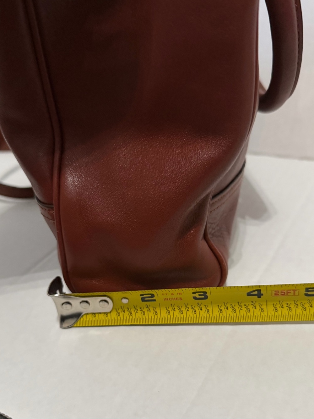 COACH Classic chestnut brown crossbody UEC 9x8x3, top zipper.Strap& 2 handles - Picture 11 of 14